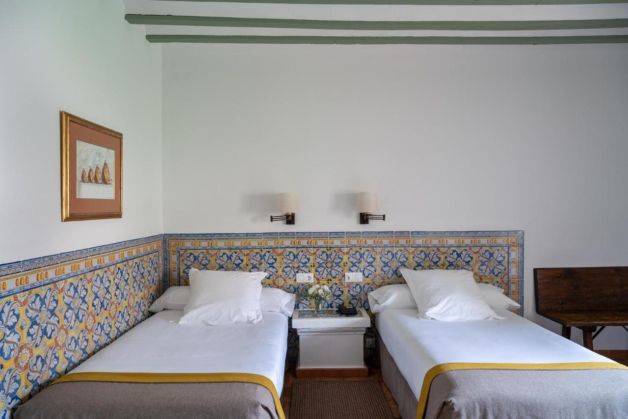 Parador De Almagro Exterior foto